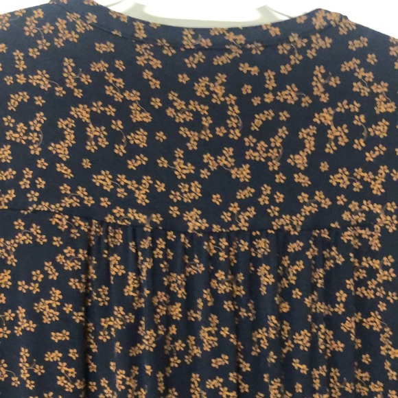 Denver Hayes ladies stunning 🤩 blue and delicate brown 🌸 flower design - Picture 6 of 7